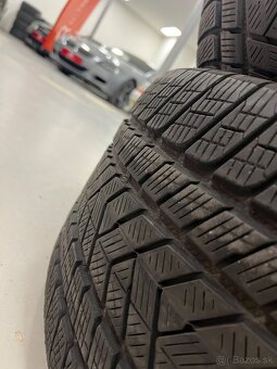 Zimní pneumatiky 22" PIRELLI SCORPION 285/35 R22 106V - 2