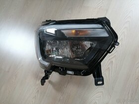 Renault Master III pravý halogen 260105567R - 2