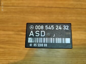 modul ASD mercedes 0085452432 30€ - 2