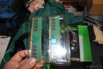 DDR4 2x8 16GB 2400 mhz - 2