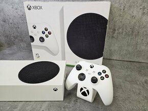 Xbox Series S 512GB + 1 ovládač + darček - 2