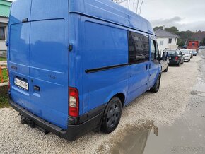 Ford transit 6 míst - 2