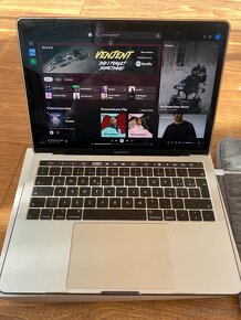 Apple MacBook Pro 13,3” touchbar 2018 - 2