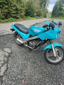 Honda NTV650 Revere - 2