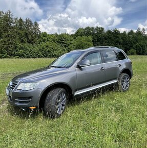 VW touareg 2008 4.2 benzín 260kw 225tis - 2