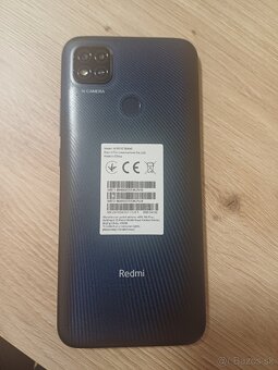 Predám mobil redmi 9c na 64gb a v komplekťe nove sklo a kryt - 2