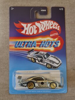 Hot Wheels Ultra Hots - 2