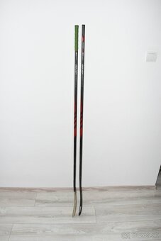 Predám hokejky Bauer Vapor X80 Griptac - 2