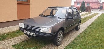 Peugeot 205 1.8 GRD - 2