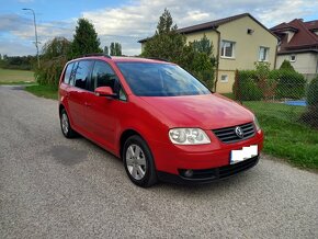 Volkswagen Touran 2.0 TDi Comfort-line - 2