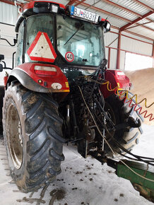 Case IH Farmal 95C - 2