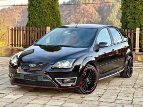 Ford Focus ST 2.5 DURATEC (166Kw-225Ps)NÁDHERNY KUS Top Stav - 2