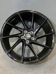 Savini black di forza r19 5x112 - 2