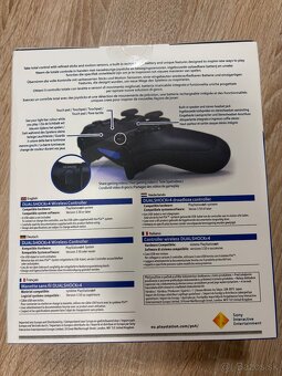 2x Sony PS4 DualShock (Black,Blue) - 2