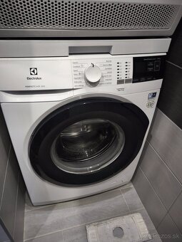 Predám práčku Electrolux EW6F428BC - 2