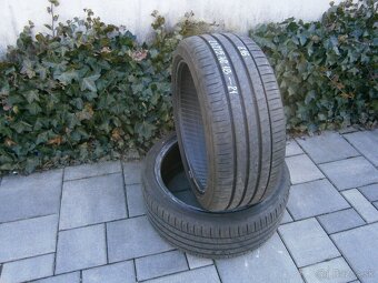 Predám 2x letné pneu Falken 225/40 R18 92WXL - 2