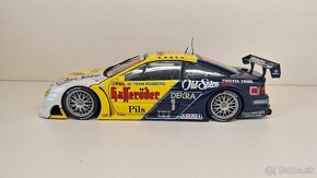 1:18 OPEL CALIBRA - 2