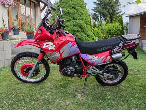 Suzuki DR 650 R EN - 2