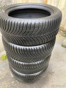 225/50R17 - 2