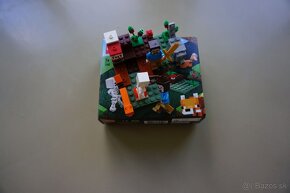 Lego Minecraft 21162 - 2