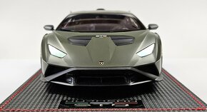 LAMBORGHINI HURACAN STO | MR COLLECTION 1/18 - 2