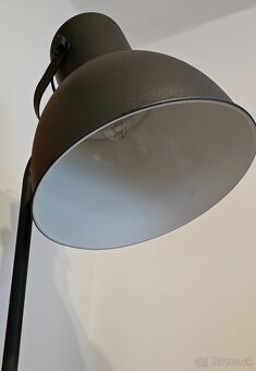 Stojanová lampa. - 2