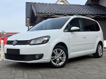 Volkswagen Touran 1.6 TDI Comfortline - 2