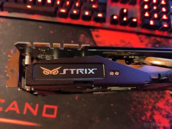 ASUS STRIX-GTX970-DC2OC-4GD5 - 2