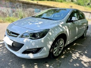 Predám Opel Astra J 1.4 TURBO 6M - 2