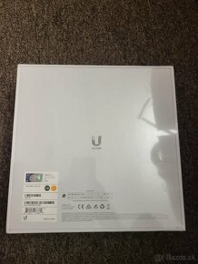 Ubiquiti UniFi AP 6 Long Range WiFi6 (600/2400Mbps) - 2