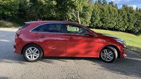 KIA Ceed 1.5 T-GDi Gold 2022 - 2