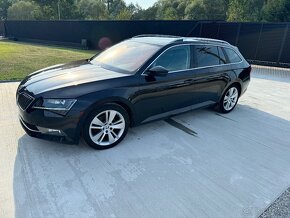 Škoda Superb Combi 2.0 TDI DSG - 2