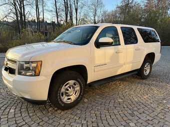 Chevrolet Suburban 2500 Heavy Duty - 6.0 V8, rok 2012, 4x4 - 2