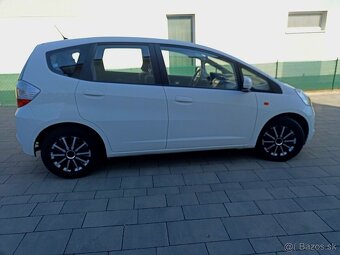 HONDA JAZZ - PREDAJ AJ NA SPLÁTKY - 2