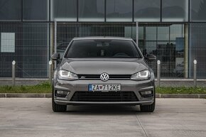 Volkswagen Golf R-Line - 2