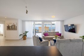 Makarska(HR)–Zariadený apartmán s výhľadom na more - 2