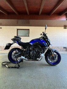 Yamaha MT-07 - 2