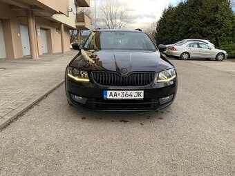 Škoda Octavia Combi 2.0 TDI 4x4 150PS Bixenon Pano Canton - 2