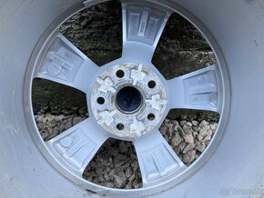 Skoda 5x112 r17 - 2