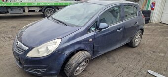 Lacno rozpredám Opel Corsa 2006-2014 na náhradné diely - 2