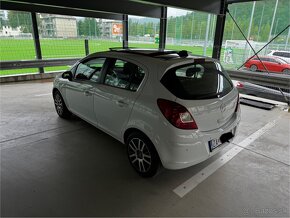 Opel corsa D automat - 2