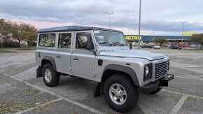 Land Rover Defender 110 2.2D Station Wagon SE - 2