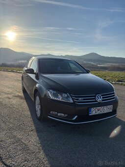 VW Passat B7 sedan - 2