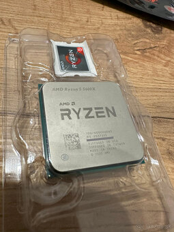 Predám AMD Ryzen 5 5600X s originál AMD chladičom - 2