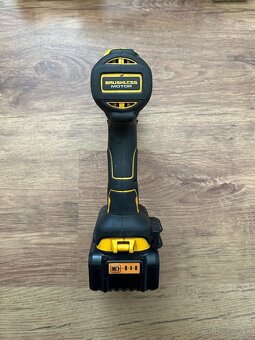 18V Aku vrtacka DeWalt DCD791 - 2