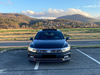 Volkswagen Passat Highline R-Line 2.0 TDI190 DSG 4Motion DPH - 2