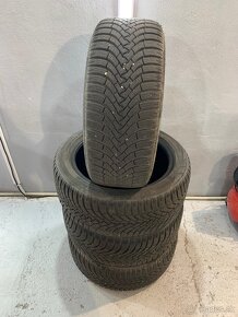 225/45 R17 zimné pneu Falken , Ako nové 95% stav - 2