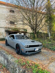 Dodge Challenger Hellcat Hemi SRT 717hp - 2