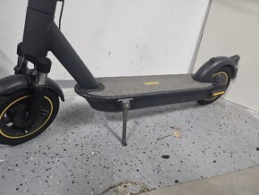 Kolobezka Segway Ninebot Max G30 - 2