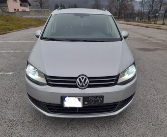 VW Sharan 2.0 TDI  Bluemotion - 2